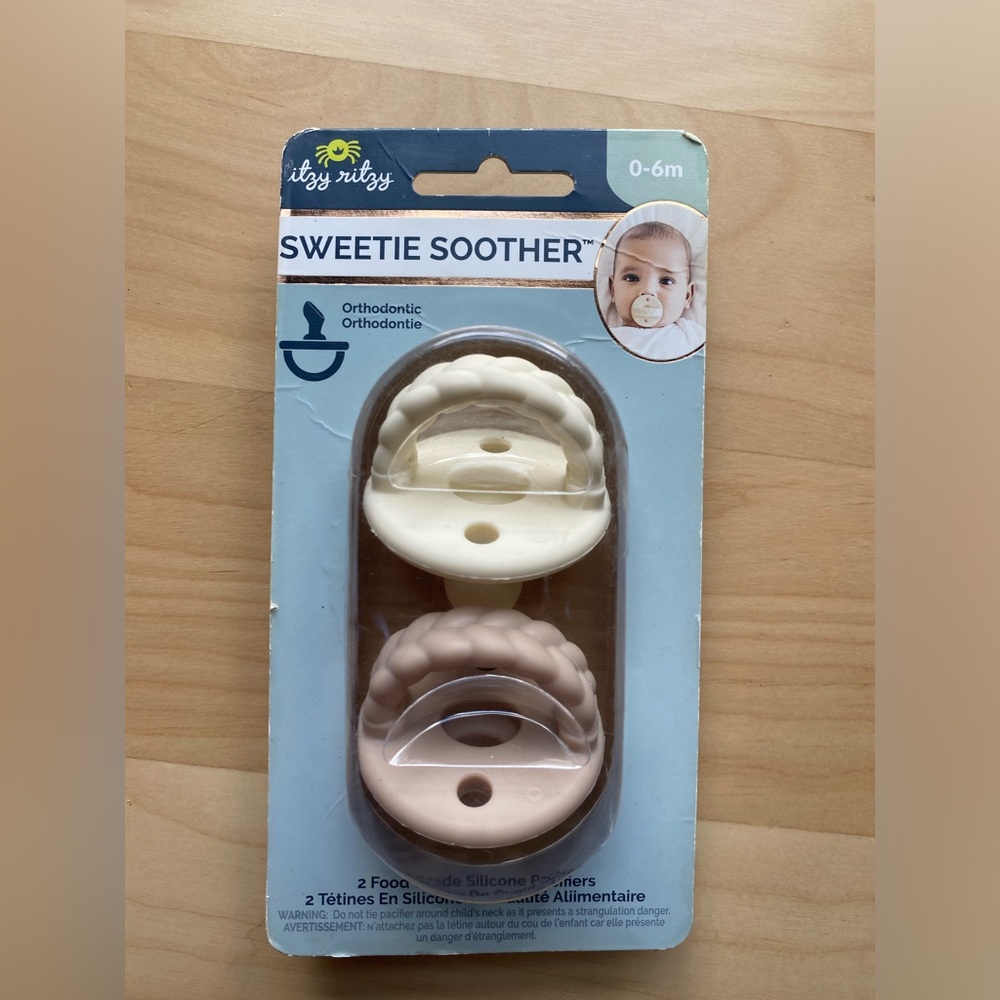 Itzy Ritzy Sweetie Soother Pacifiers in Cream and Tan